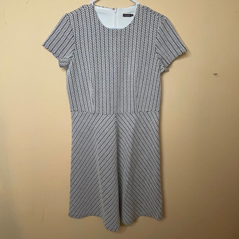 J. McLaughlin Womens  Black White Patterned Knit Dress Medium Fit And Flare Zip